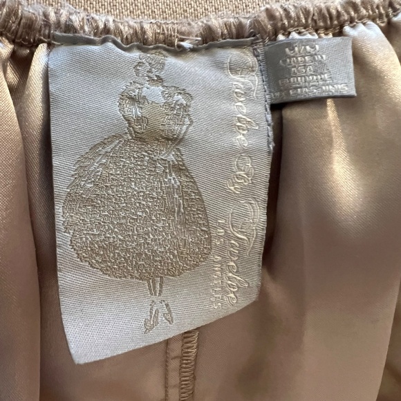 Twelve by Twelve Women's Butterfly Skirt - Picture 8 of 9